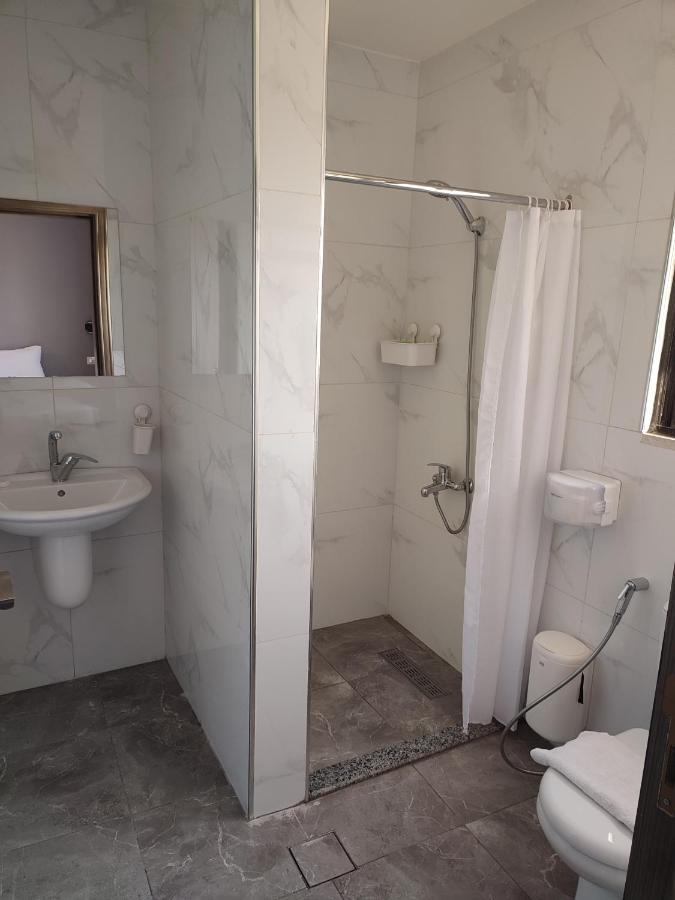 Black Iris Hotel